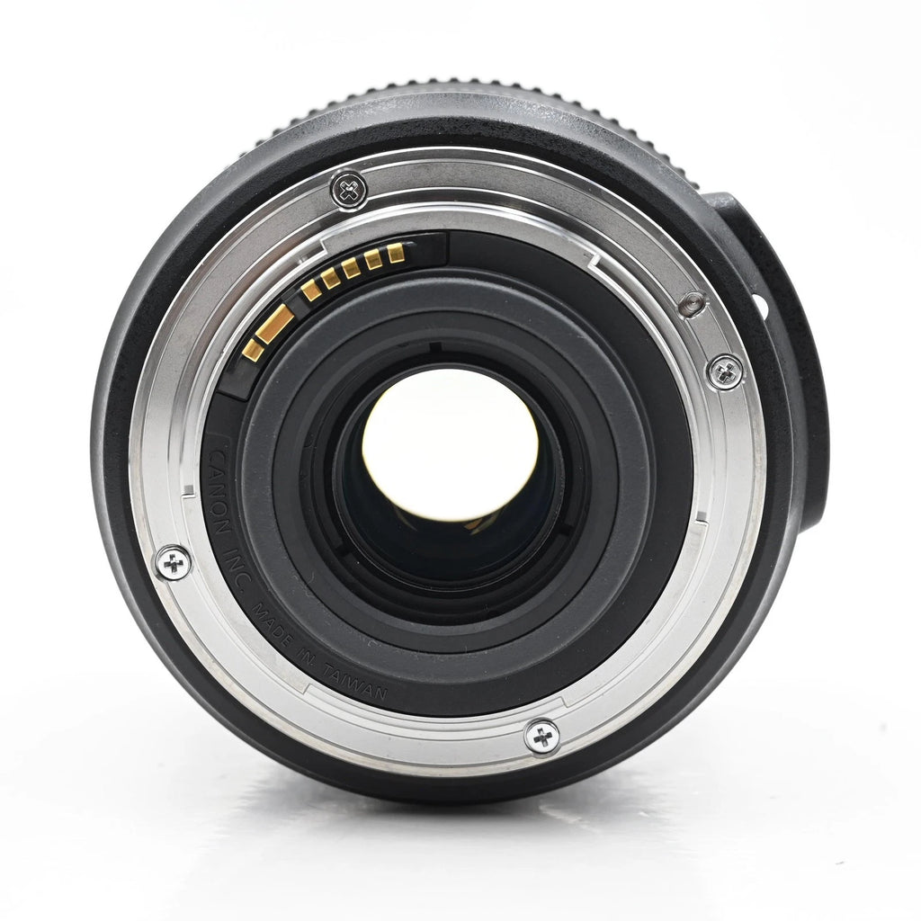 Canon EF-S 15-85mm f3.5-5.6 IS USM