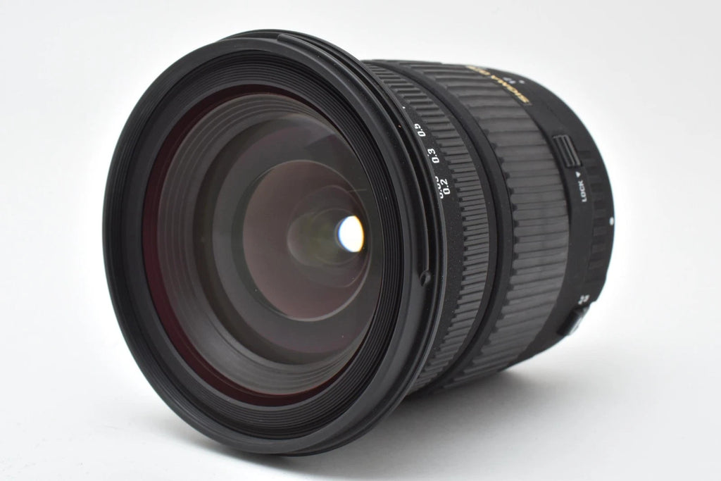 Sigma 17-70mm f/2.8-4.5 DC IF