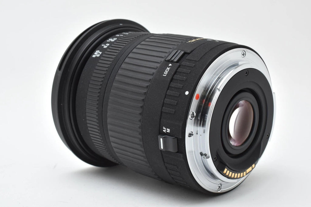 Sigma 17-70mm f/2.8-4.5 DC IF