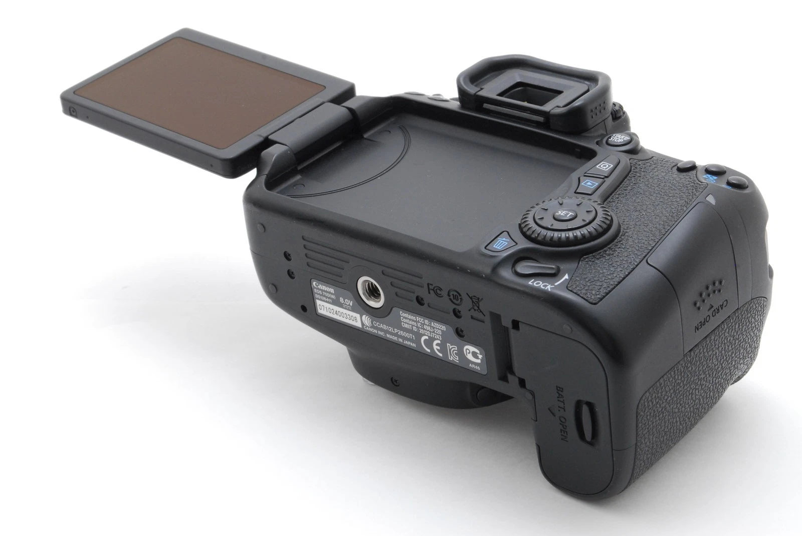 Canon EOS 70D 20.2MP DSLR + EF-S 18-55mm IS STM
